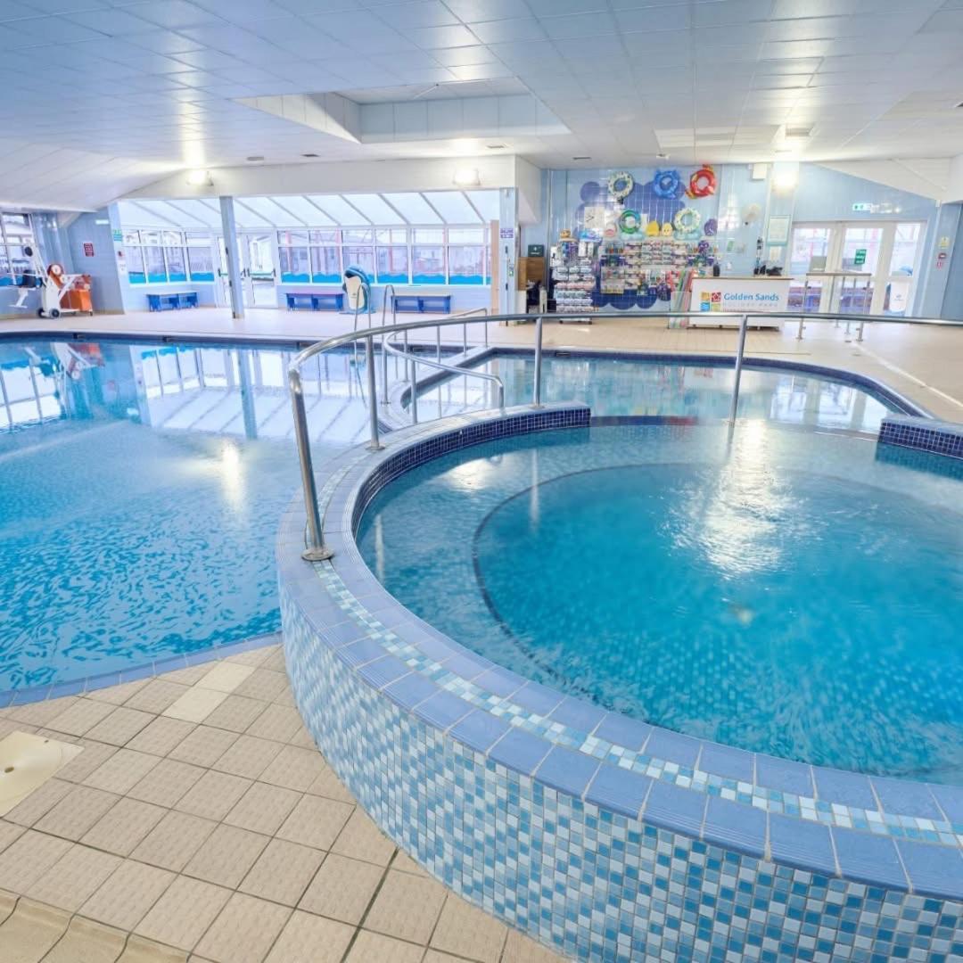 Oaken Caravan - Golden Sands Away Resorts Kinmel Bay Exteriér fotografie